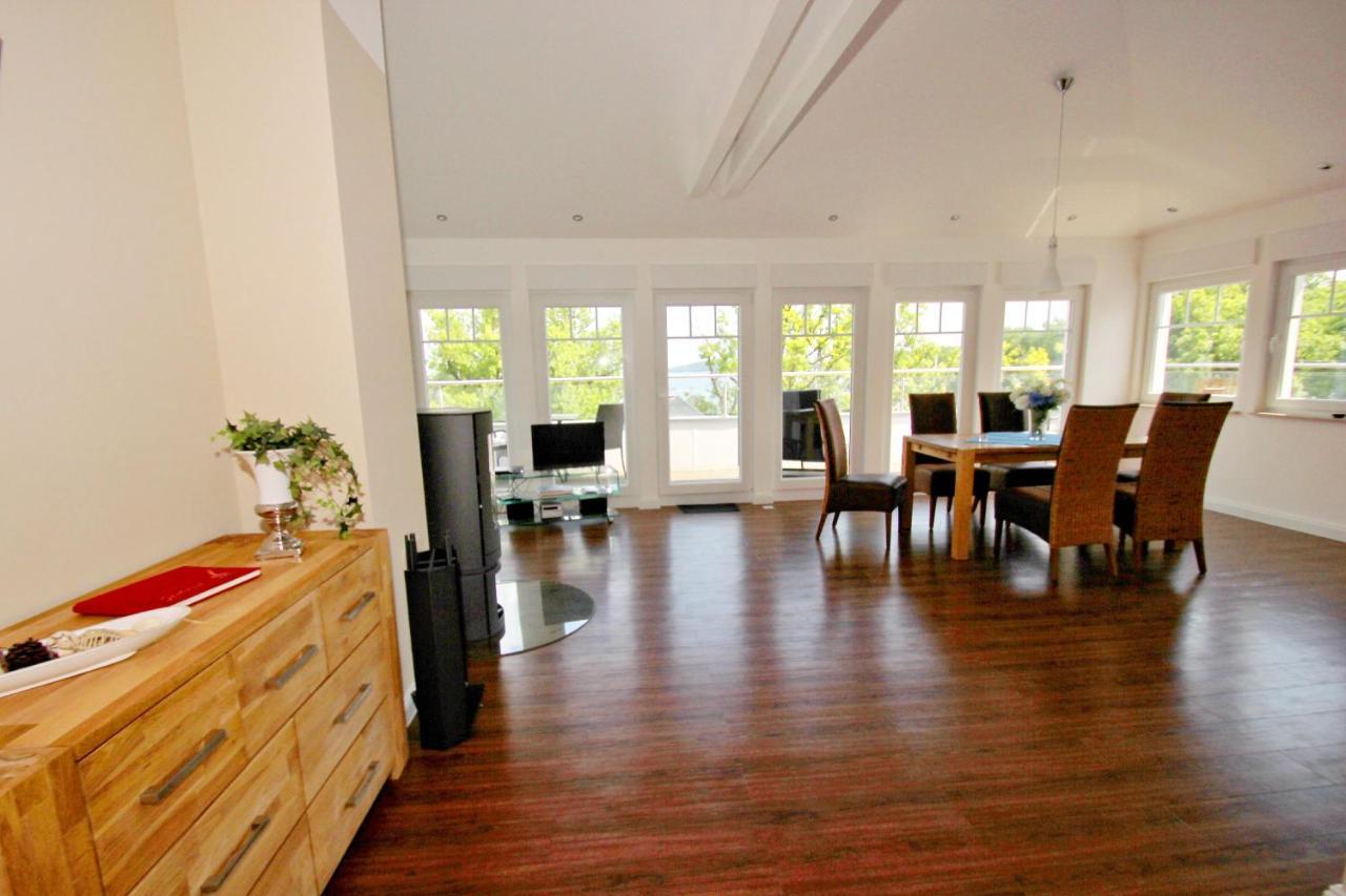 Hafennahe Penthousewohnung Mit Meerblick - Hafenresidenz Lauterbach Fewo 2-7 Εξωτερικό φωτογραφία